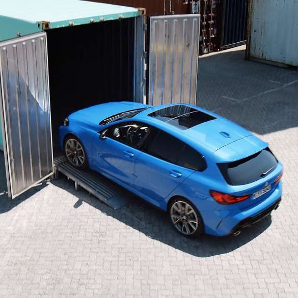 BMW 1er Parking Assistant. Die Parkhilfe Parking Assistant des BMW 1er inklusive Rückfahrassistent.