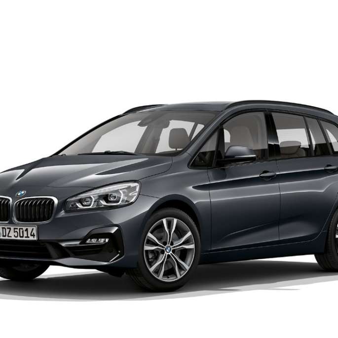 Dreiviertel-Frontansicht BMW 2er Gran Tourer Modell Sport Line BMW 2er Gran Tourer 220d Modell Sport Line F46 Facelift 2018 Mineralgrau metallic Dreiviertel-Frontansicht