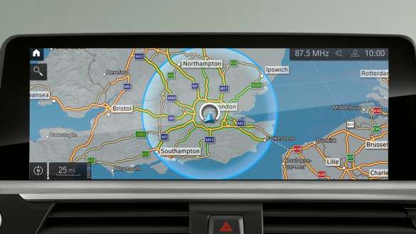 Plug-in Hybrid BMW 3er Limousine 2021 G20 Navigationssystem Plug-in Hybrid BMW 3er Limousine 2021 G20 Navigationssystem Nahaufnahme