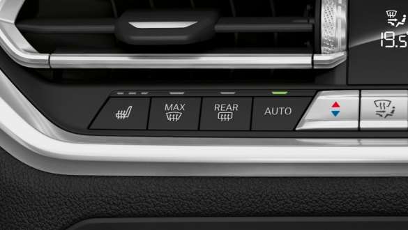 BMW 3er Limousine, Automate My Habits. Frontale Nahaufnahme des Cockpit Displays der BMW 3er Limousine mit Automate My Habits.