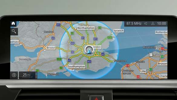 Plug-In Hybrid BMW 5er Limousine 2021 G30 Navigationssystem Plug-In Hybrid BMW 5er Limousine 2021 G30 Navigationssystem Nahaufnahme