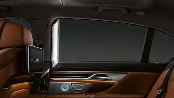 BMW 7er Limousine Ambienter Lichtakzent BMW 7er Limousine: Ambienter Lichtakzent im Innenraum