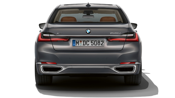 BMW 7er Limousine Heckschürze BMW 7er Limousine: Nahaufnahme der Heckschürze