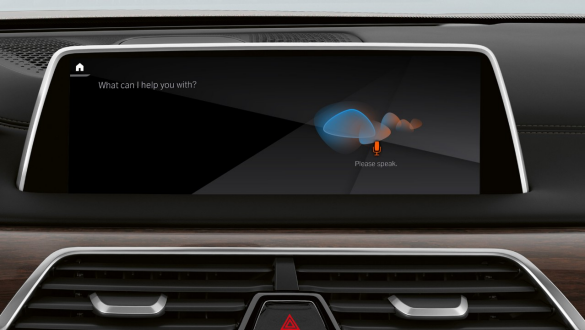 BMW 7er Limousine: Remote Software Upgrade BMW 7er Limousine: Display und Instrumentenkombination zeigen Remote Software Upgrade