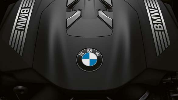 BMW TwinPower Turbo Reihen-6-Zylinder Benzinmotor BMW 7er Limousine: Nahaufnahme des BMW TwinPower Turbo Reihen-6-Zylinder Benzinmotors