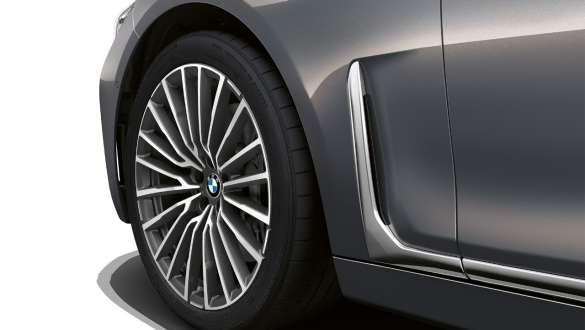 BMW 7er Limousine Air Breather BMW 7er Limousine: Nahaufnahme des Air Breathers