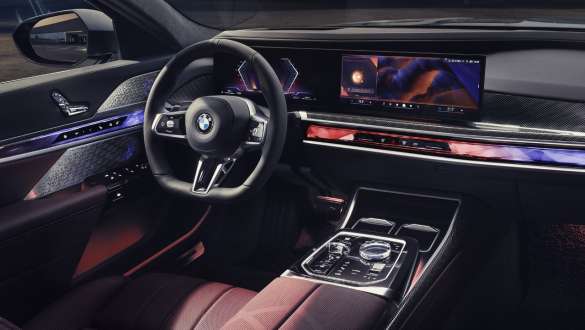 Cockpit BMW 7er Limousine G70 ICE 740d xDrive M Sportpaket BMW 7er Limousine G70 ICE 740d xDrive M Sportpaket Innenraumansicht Cockpit