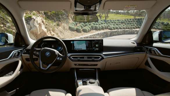 Cockpit BMW i4 G26 2021 Cockpit BMW i4 G26 2021 Innenraum