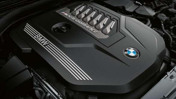 BMW M TwinPower Turbo Reihen-6-Zylinder Benzinmotor BMW M240i xDrive Coupé G42 2021 BMW M240i xDrive Coupé G42 2021 BMW M TwinPower Turbo Reihen-6-Zylinder Benzinmotor Nahaufnahme