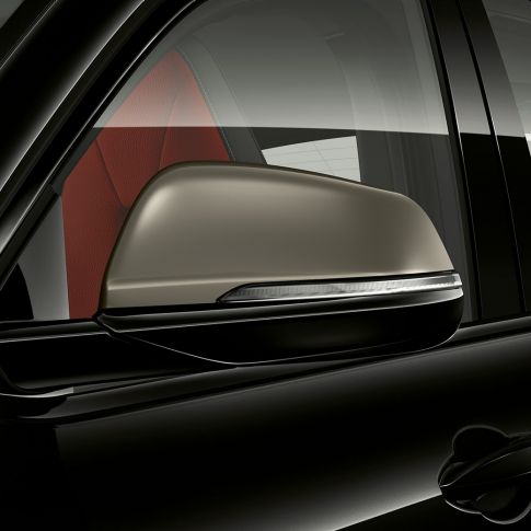 Außenspiegelkappen BMW X2 M35i Außenspiegelkappen in Ceriumgrau BMW X2 M35i Saphirschwarz metallic F39 Exterieur