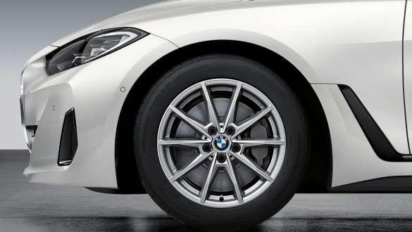 18" BMW Gussrad Doppelspeiche 853 Gunmetal Grey BMW i4 M50 G26 2021 18" BMW Gussrad Doppelspeiche 853 Gunmetal Grey BMW i4 M50 G26 2021