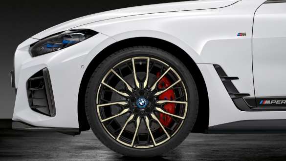 20" M Performance Leichtmetallrad Doppelspeiche 868 M Bicolor (Night Gold glanzgefräst) Sommer-Komplettradsatz BMW i4 M50 G26 2021 20" M Performance Leichtmetallrad Doppelspeiche 868 M Bicolor (Night Gold glanzgefräst) Sommer-Komplettradsatz BMW i4 M50 G26 2021