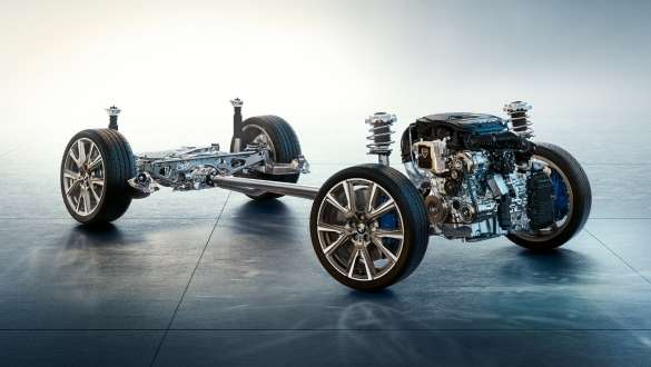 M Sportfahrwerk. BMW M135i xDrive mit M Sportfahrwerk.