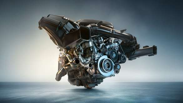 BMW M TwinPower Turbo Reihen-6-Zylinder Benzinmotor BMW M3 Limousine G80 2020 BMW M3 Limousine G80 2020 BMW M TwinPower Turbo Reihen-6-Zylinder Benzinmotor Nahaufnahme