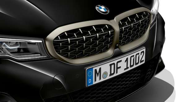 Mild-Hybrid-Technologie BMW M340i xDrive Limousine G20 2020 BMW M340i xDrive Limousine G20 2020 Saphirschwarz metallic Mild-Hybrid-Technologie Front Nahaufnahme