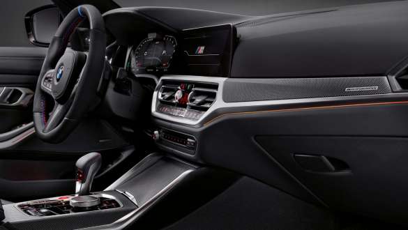 M Performance Interieurblenden Carbon BMW M4 Coupé G82 2020 BMW M4 Coupé G82 2020 M Performance Interieurblenden Carbon Innenraum Nahaufnahme