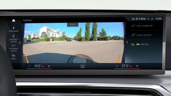 Parking Assistant Plus BMW M440i xDrive Gran Coupé G26 Parking Assistant Plus BMW M440i xDrive Gran Coupé G26 Innenraum Control Display