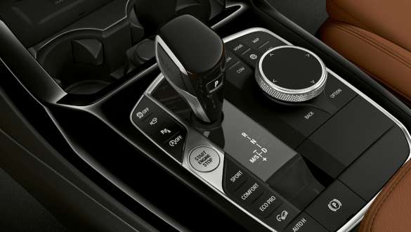 8-Gang Steptronic Sport Getriebe BMW X3 M40i M40d G01 LCI Facelift 2021 BMW X3 M40i M40d G01 LCI Facelift 2021 8-Gang Steptronic Sport Getriebe Gangwahlschalter Inneraum