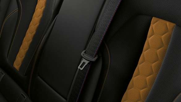M Sicherheitsgurte im BMW X6 M Competition F96 M Sicherheitsgurte BMW X6 M Competition F96 2020 SUV Innenraum