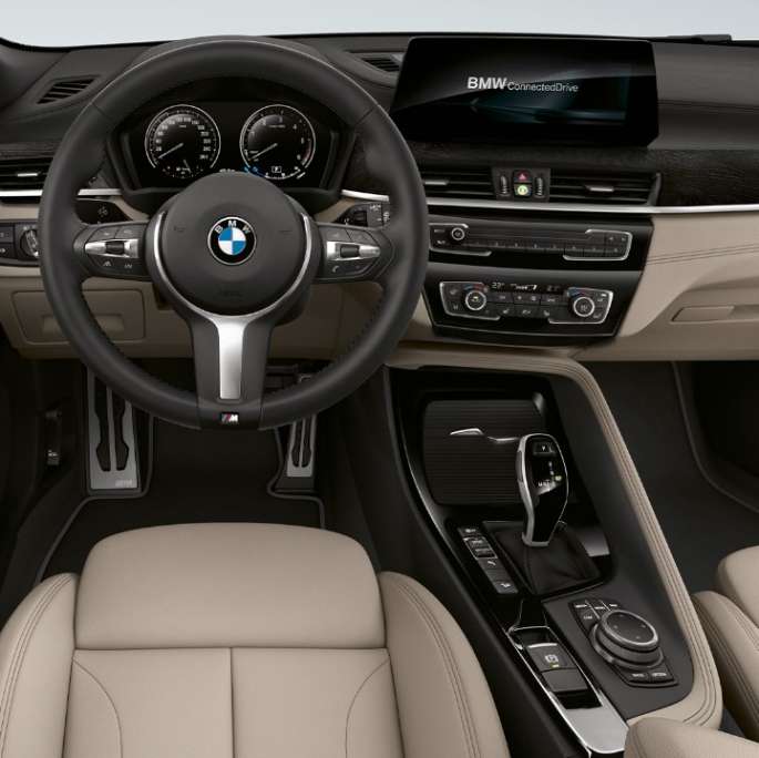 Cockpit BMW X2 sDrive20i Modell M Sport X BMW X2 sDrive20i Modell M Sport X 2018 F39 Interieur Cockpit