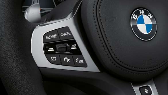 BMW Z4 Roadster Aktive Geschwindigkeitsregelung Lenkrad des BMW Z4 Roadster mit Tasten