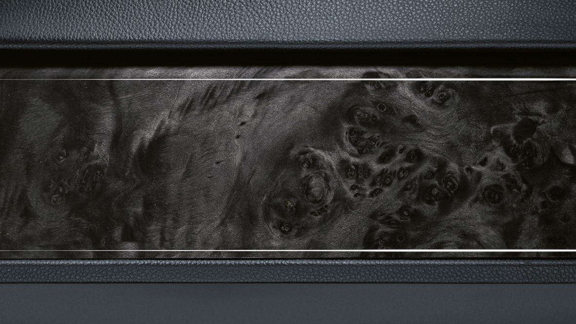 e92-e93_Interior_Interior_trim_strips_in_grey_Grain_poplar_p.jpg