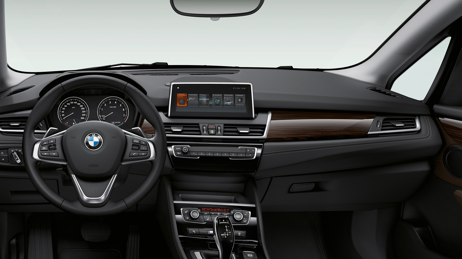 Cockpit BMW 2er Active Tourer Modell Luxury Line Cockpit BMW 2er Active Tourer Modell Luxury Line 225i xDrive F45 2018
