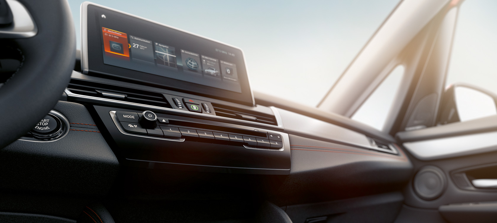Control Display BMW 2er Active Tourer Control Display BMW 2er Active Tourer F45 2018 Innenraum