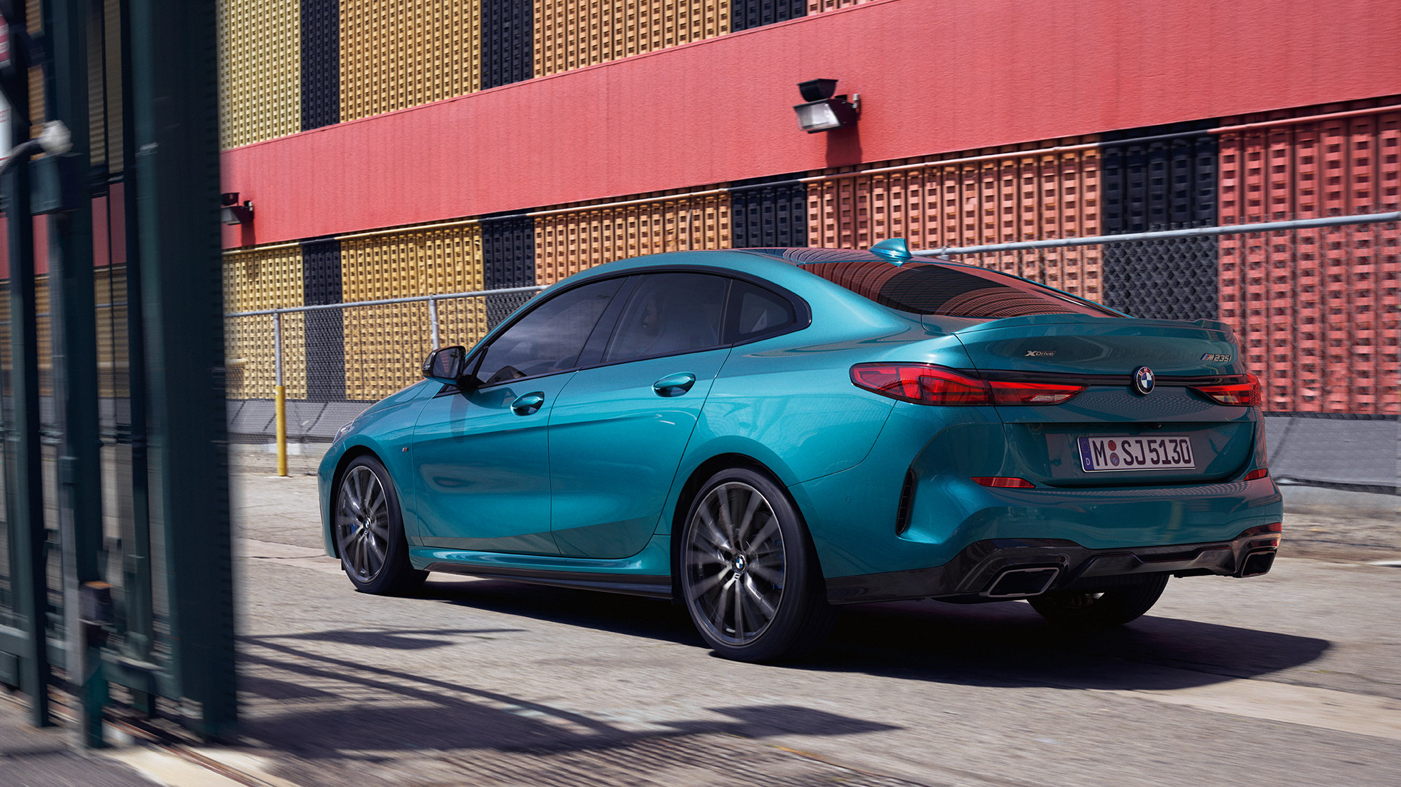 Video BMW 2er Gran Coupé Video BMW 2er Gran Coupé F44 Snapper Rocks Blau metallic Exterieur