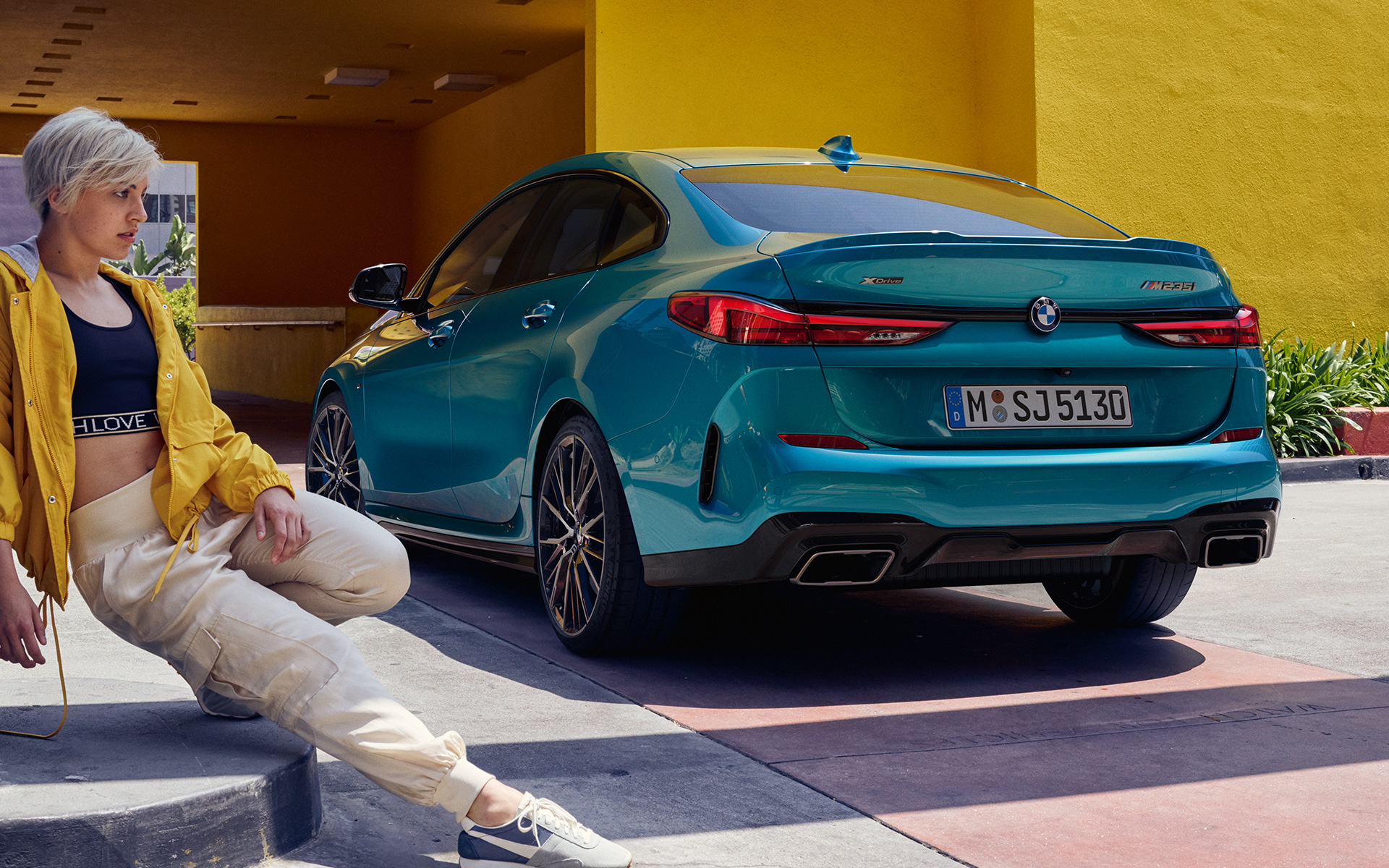 Athletisches Heck BMW 2er Gran Coupé F44 Snapper Rocks Blau metallic Dreiviertel-Seitenansicht