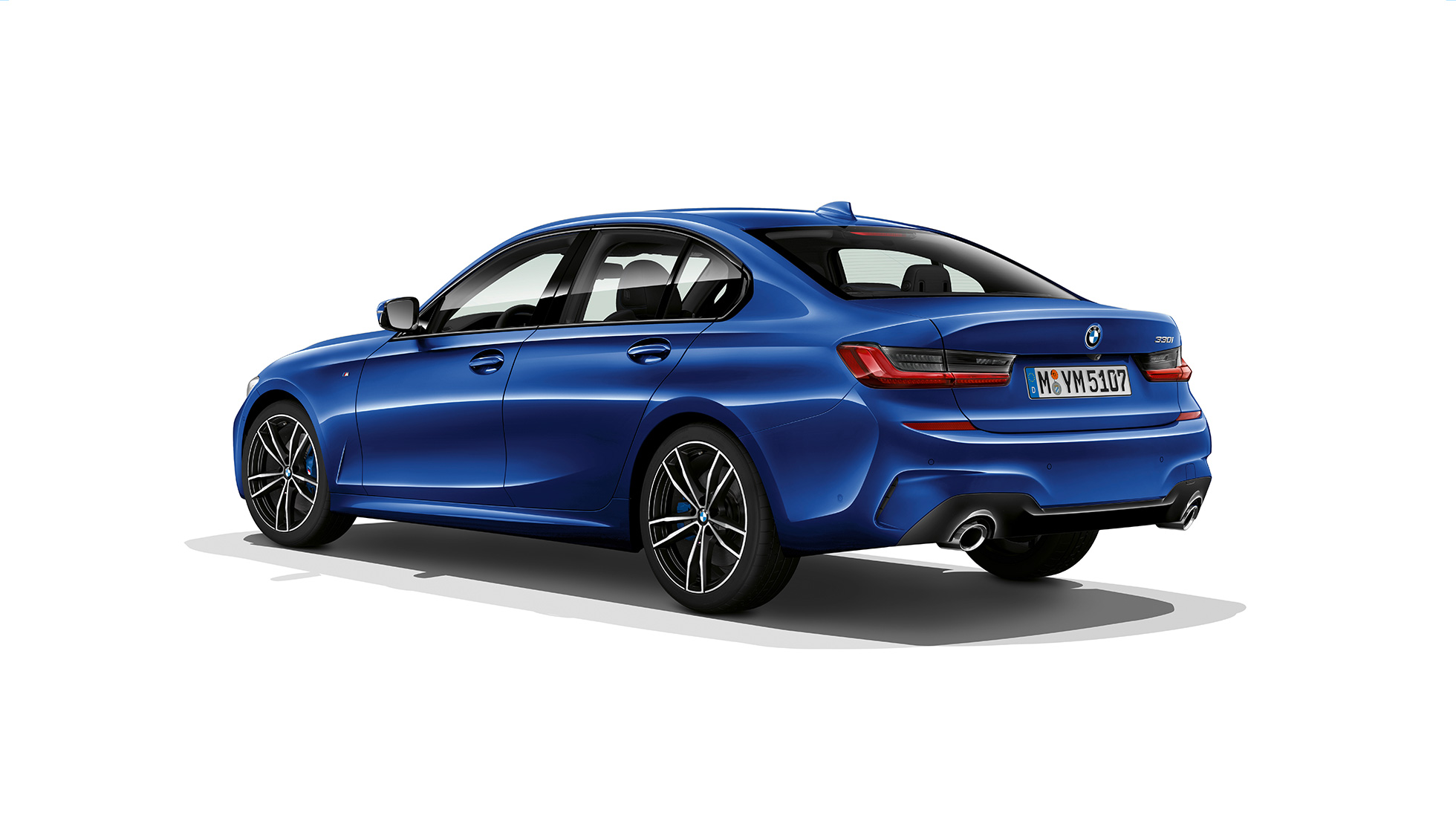 BMW 3er Limousine, Modell M Sport Heck. Dreiviertel-Heckschuss der BMW 3er Limousine mit der Ausstattung des Modells M Sport.