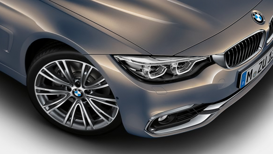 BMW 4er Gran Coupé BMW Individual Dreiviertel Seitschuss aus Vogelperspektive BMW 4er Gran Coupé BMW Individual Dreiviertel Seitschuss aus Vogelperspektive