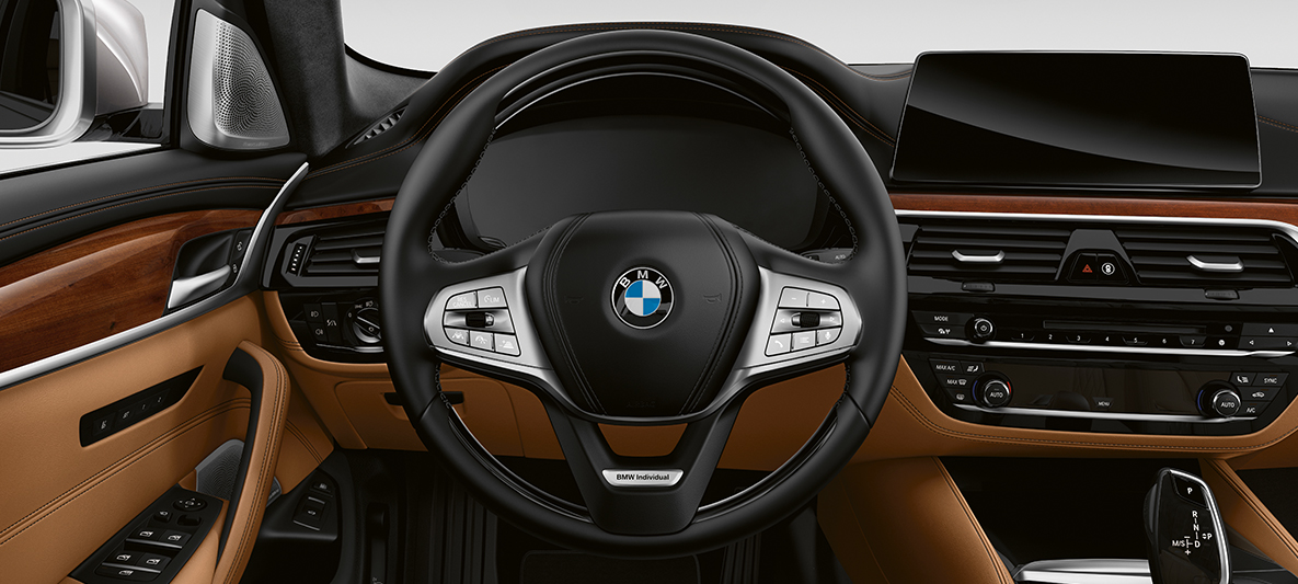 BMW Individual Cockpit BMW 5er Limousine BMW Individual BMW 5er Limousine G30 Rhodonitsilber metallic Cockpit