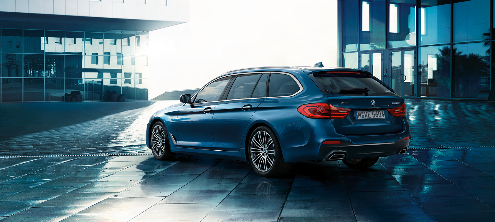Komfort BMW 5er Touring Komfort BMW 5er Touring 530d xDrive Touring G31 Dreiviertel-Heckansicht