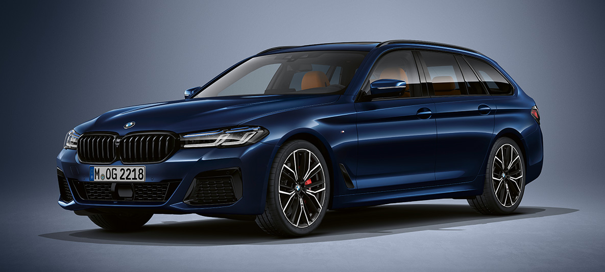 Individual Lackierung BMW 5er Touring G31 BMW 5er Touring Individual G31 Facelift 2020 Dreiviertel-Front stehend
