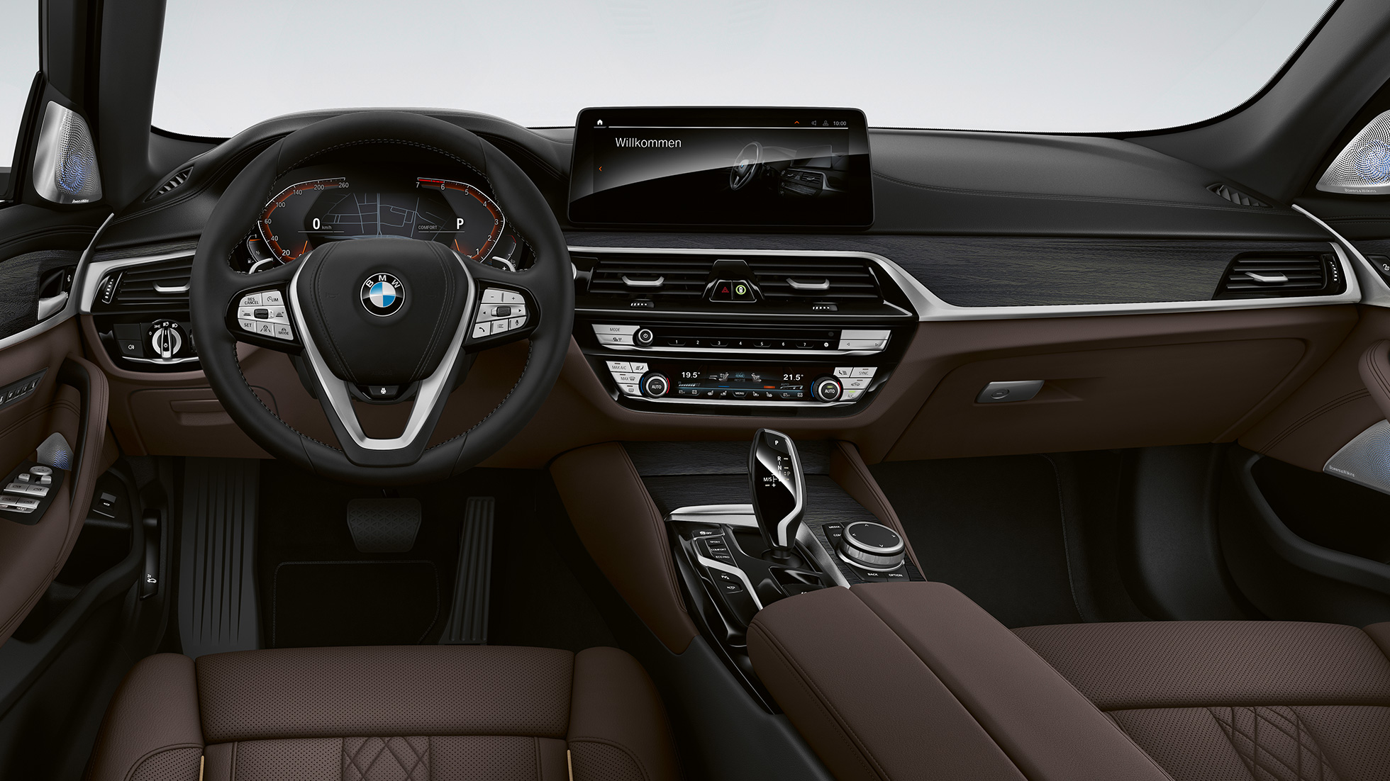 Cockpit BMW 5er Touring G31 Luxury Line Cockpit BMW 5er Touring 530i G31 2020 Luxury Line Exklusivleder 'Nappa' Mokka Exklusivnaht mit Keder in Kontrast Innenraum