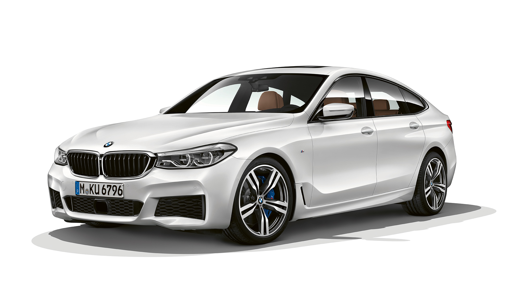 BMW 6er Gran Turismo G32 M Sportpaket Dreiviertel-Frontansicht BMW 6er Gran Turismo G32 2017 M Sportpaket Mineralweiß metallic Dreiviertel-Frontansicht