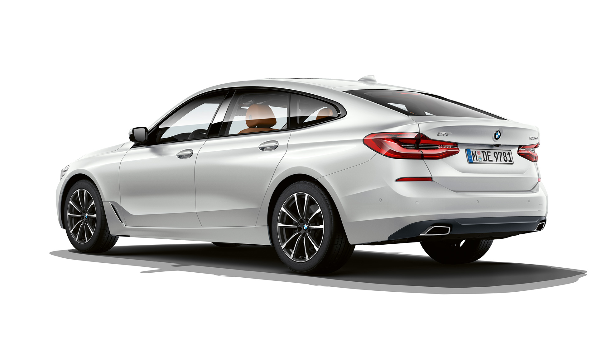 Heck BMW 6er Gran Turismo Basisausstattung G32 2020 BMW 6er Gran Turismo G32 620d 2020 Basisausstattung Mineralweiß metallic Dreiviertel-Heckansicht