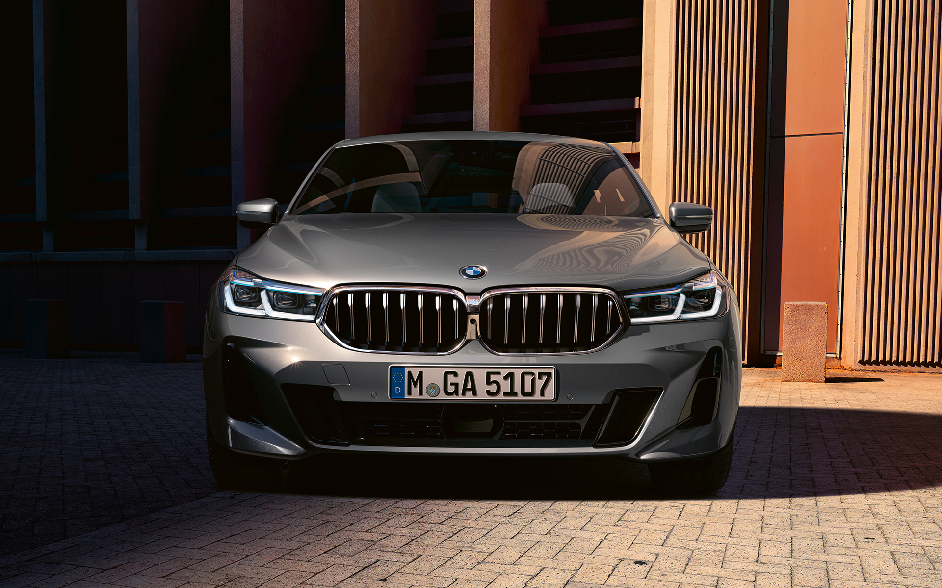 Front BMW 6er Gran Turismo G32 2020 Frontdesign BMW 6er Gran Turismo 640i xDrive G32 2020 Berninagrau Frontperspektive
