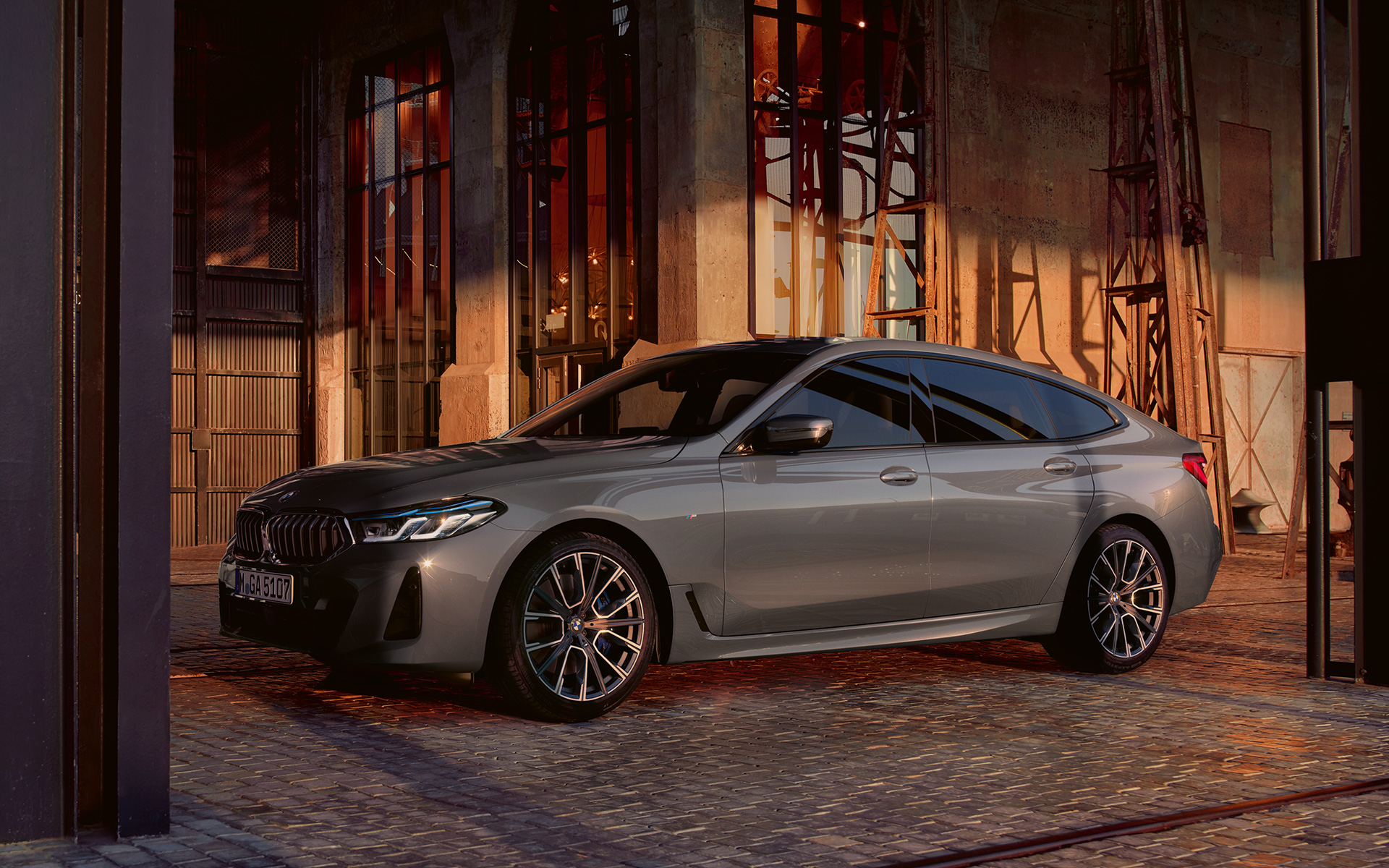 Silhouette BMW 6er Gran Turismo G32 2020 BMW 6er Gran Turismo 640i xDrive G32 2020 Berninagrau seitliche Perspektive