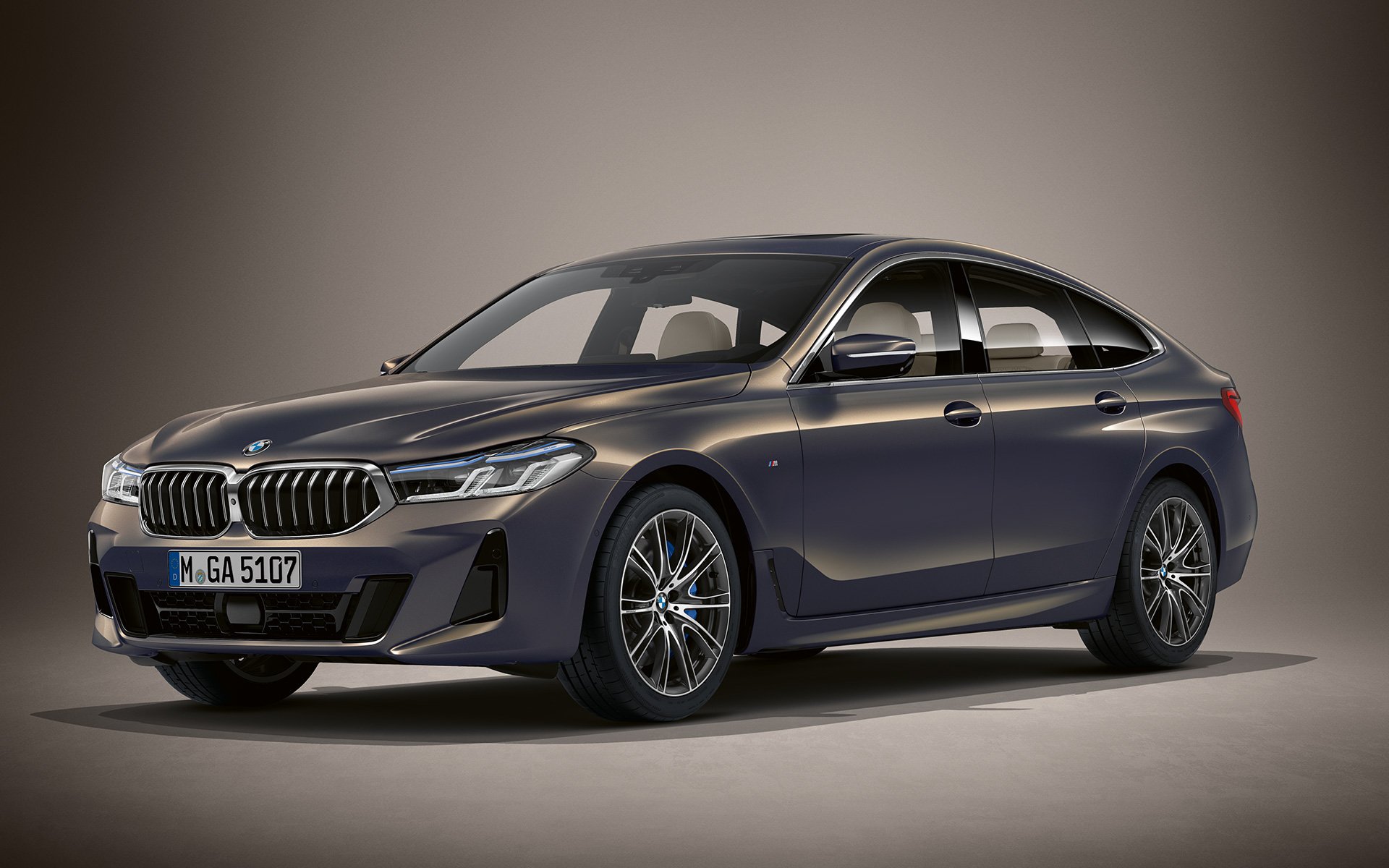 BMW Individual Lackierung Alvitgrau metallic BMW 6er Gran Turismo G32 2020 BMW Individual Lackierung Alvitgrau metallic BMW 6er Gran Turismo G32 2020 Dreiviertel-Front stehend
