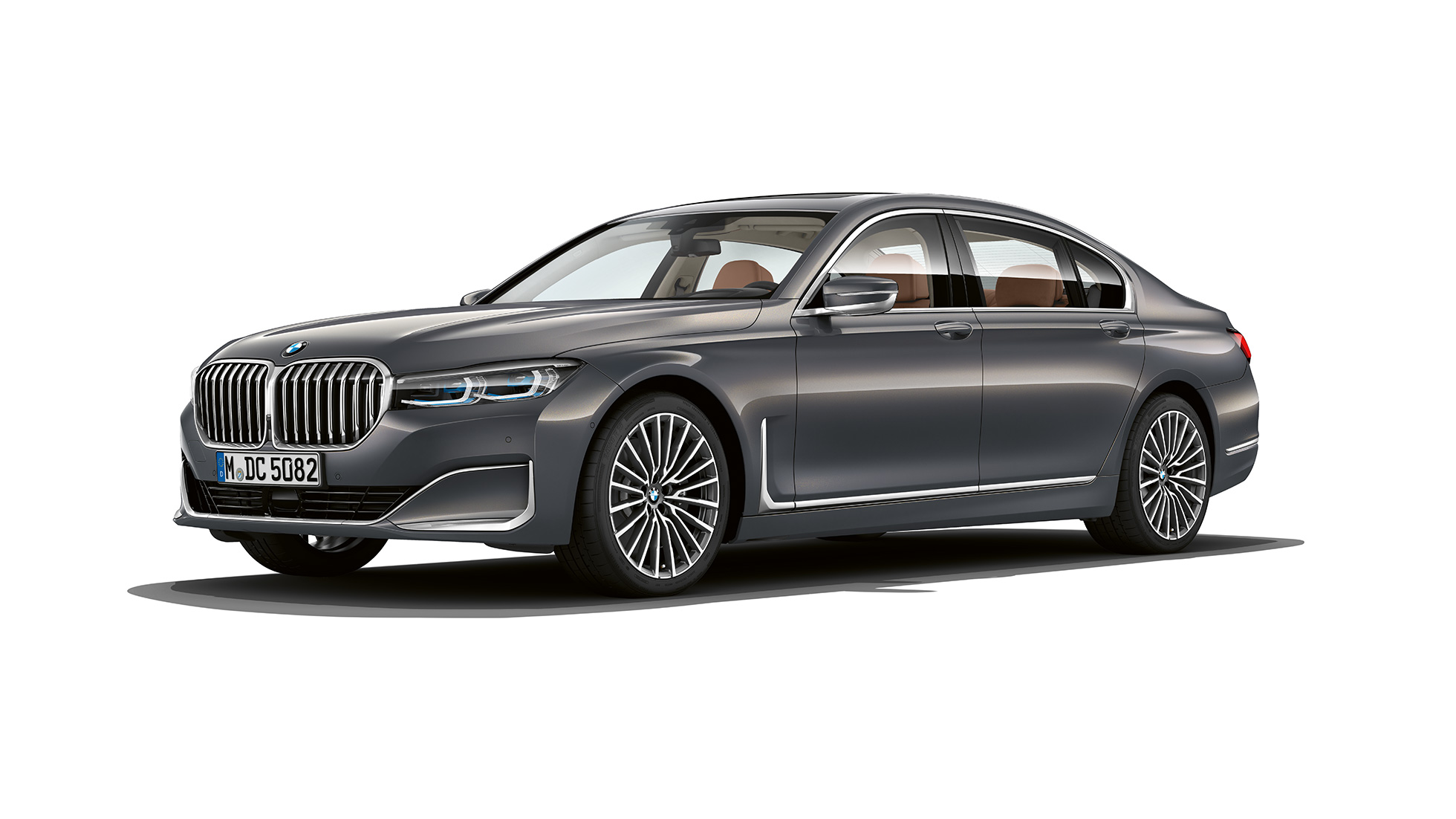 BMW 7er Limousine mit Exterieurdesign Pure Excellence, Dreiviertel-Frontansicht Graue BMW 7er Limousine mit Exterieurdesign Pure Excellence in der Dreiviertel-Frontansicht