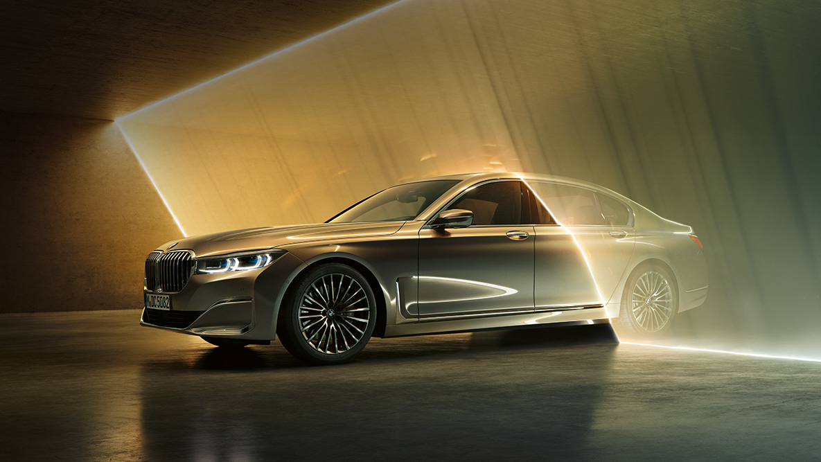 BMW 7er Limousine Lichtinszenierung Heck BMW 7er Limousine: Lichtinszenierung am Heck, Nahaufnahme