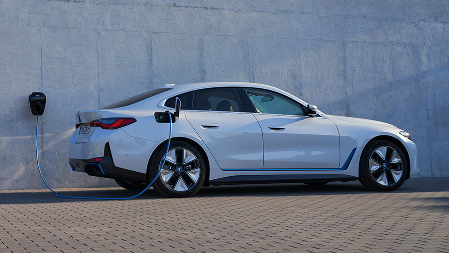 BMW i4 (G26) Preise, Modelle, Reichweite, Laden & Design BMW.at