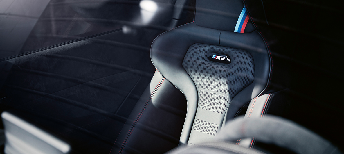 Sportsitze BMW M2 CS Sportsitze BMW M2 CS F87 Misano Blau metallic Nahaufnahme