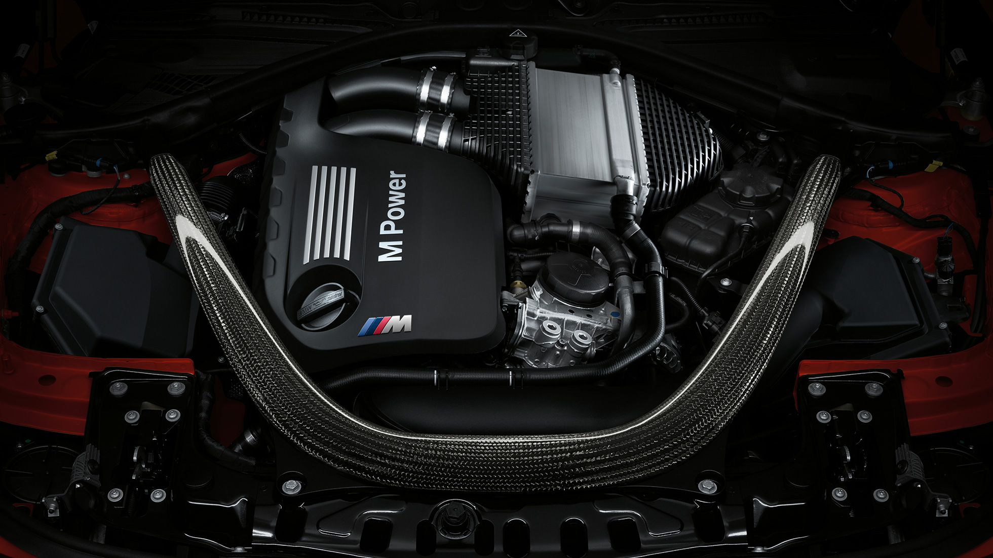 BMW M4 Coupé, 6-Zylinder Benzinmotor BMW M4 Coupé, M TwinPower Turbo Reihen-6-Zylinder Benzinmotor