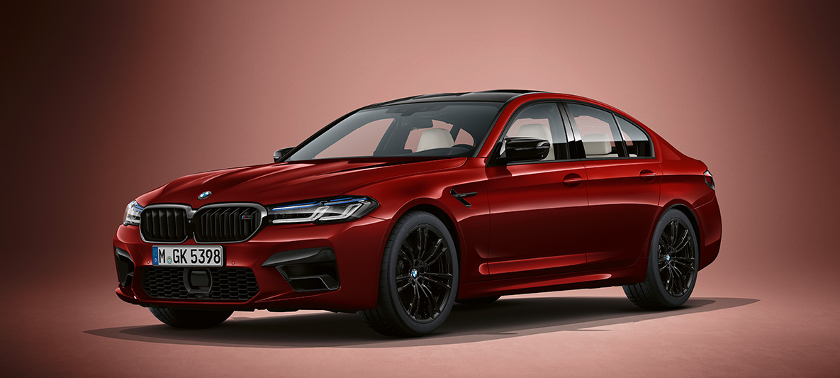 BMW Individual BMW M5 Limousine F90 2020 Aventurinrot metallic BMW Individual BMW M5 Limousine F90 LCI Facelift 2020 Aventurinrot metallic Dreiviertel-Frontansicht