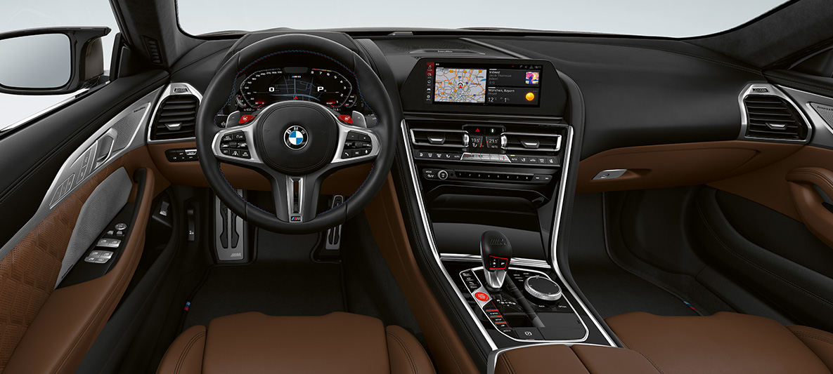Cockpit BMW M8 Gran Coupé Cockpit BMW M8 Gran Coupé F93 2020 Innenraum