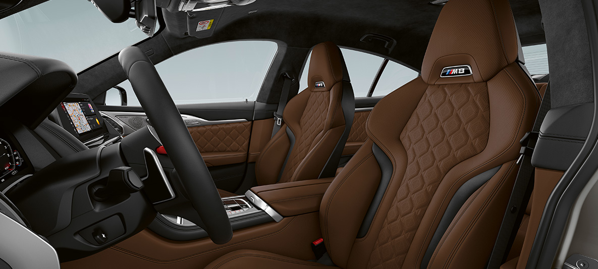 M Sportsitze in Leder 'Merino' BMW M8 Gran Coupé M Sportsitze mit M8 Logo in Leder 'Merino' BMW M8 Gran Coupé F93 2020 Innenraum
