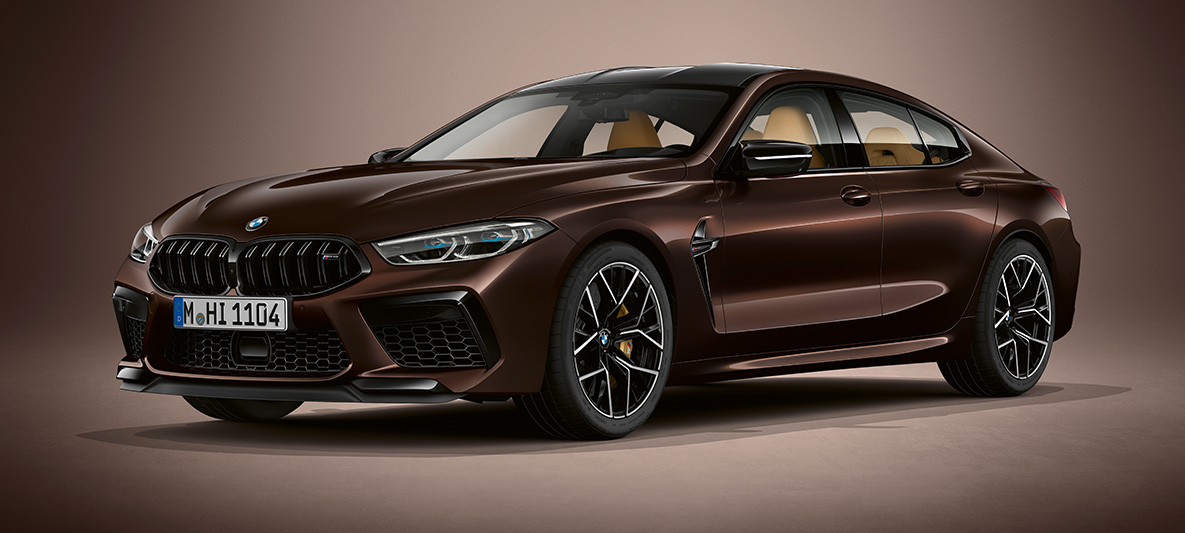 BMW M8 Competition Gran Coupé BMW Individual Almandinbraun metallic BMW M8 Competition Gran Coupé Dreiviertel-Front F93 2020 BMW Individual Almandinbraun metallic Dreiviertel-Frontansicht